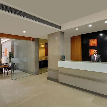 Hotel Woodland Pune Exterior foto
