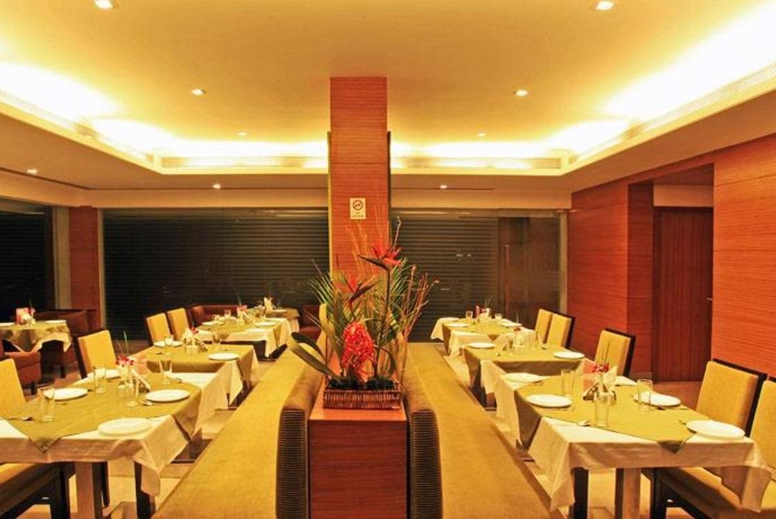 Hotel Woodland Pune Exterior foto